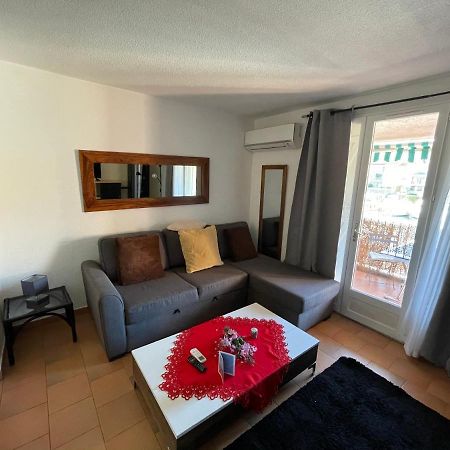 Port Cogolin Vue Bateau Apartment Exterior foto