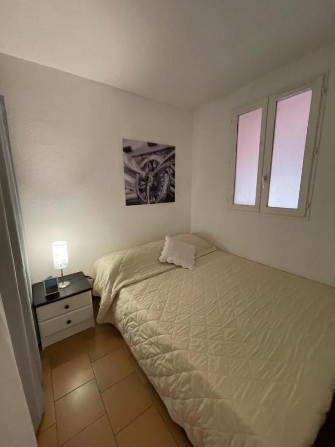 Port Cogolin Vue Bateau Apartment Exterior foto